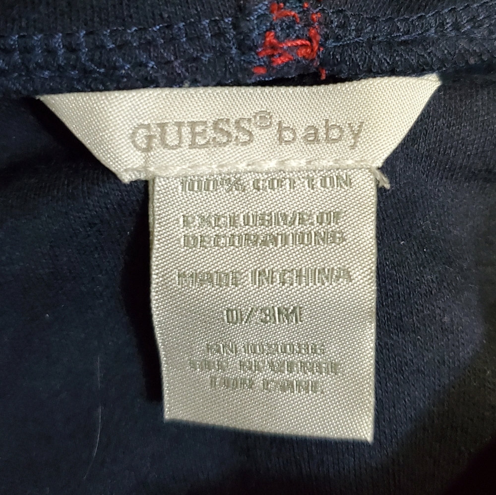Guess Baby Blue & Red Boys Sweatsuit 0-3 Months - Picture 4 of 4